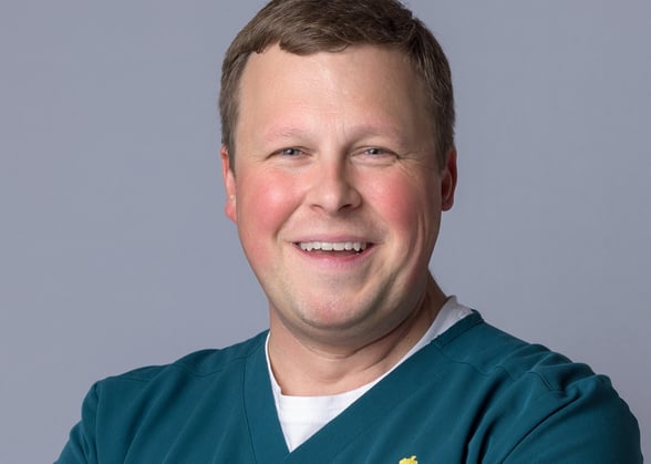 Dr Maran